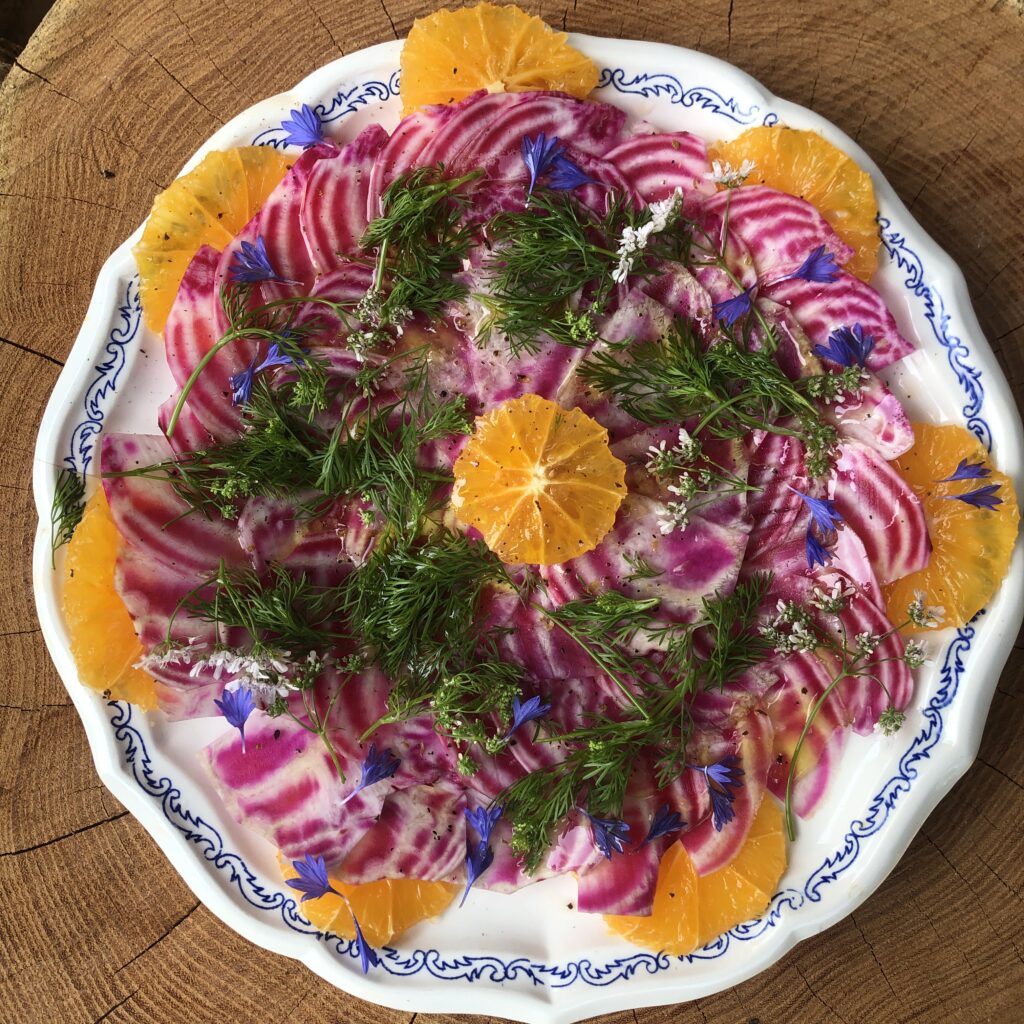 L'herbe Sauvage_Isabelle_Géraud_BETTERAVE CHIOGGIA ORANGE CORIANDRE FLEUR